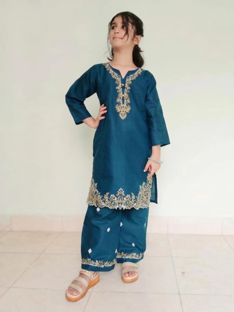 Girls Eastern Wears — shop category
